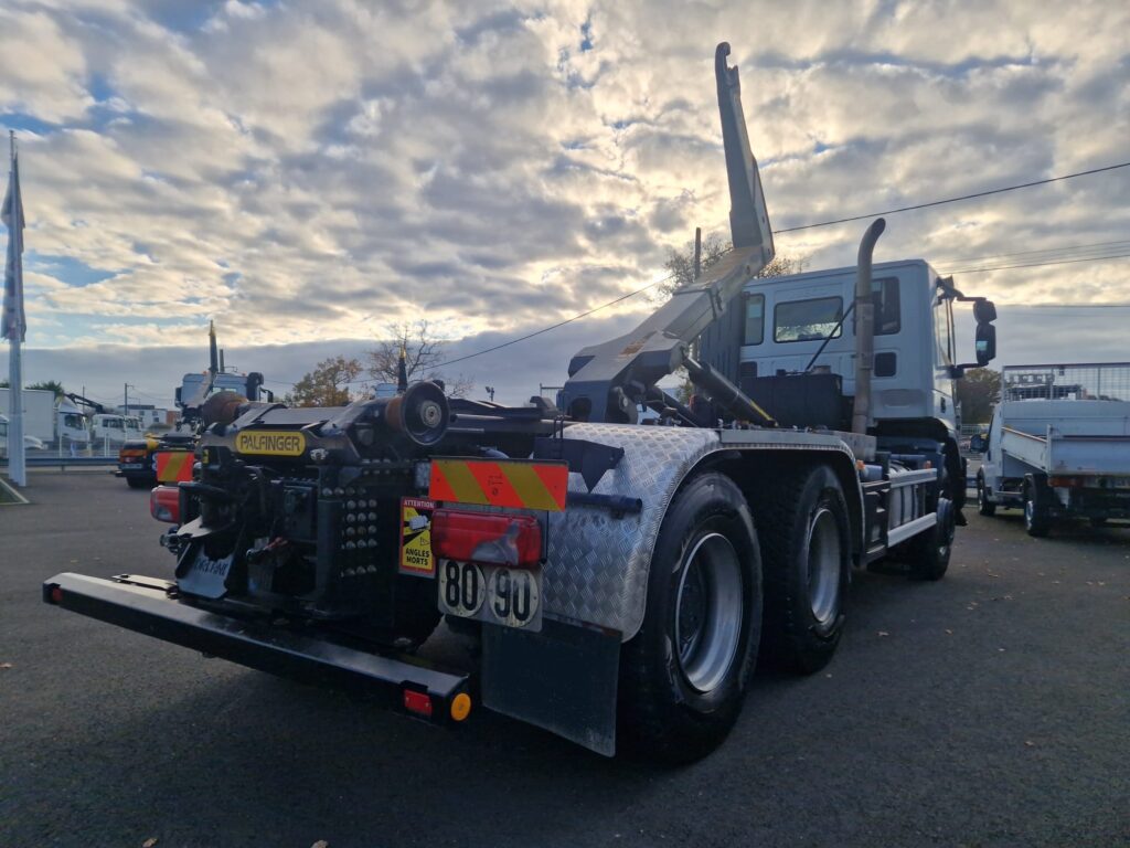 PHOTO-2025-11-17-16-15-08