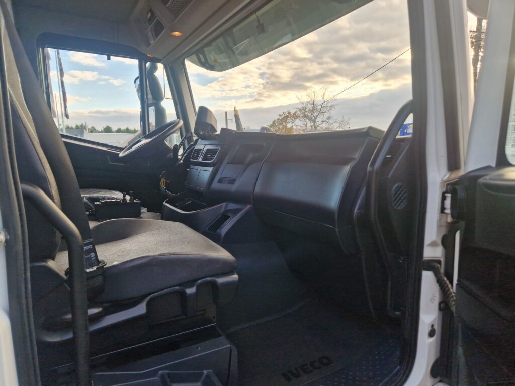 PHOTO-2025-11-17-16-15-08 (2)