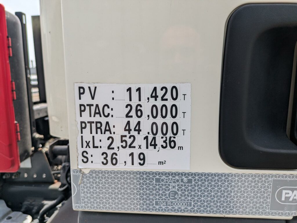 1000014915